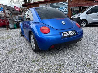 Volkswagen New Beetle 2.0 - 4