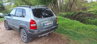 Hyundai  tucson - 4