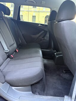 Volkswagen Passat B6 - 4