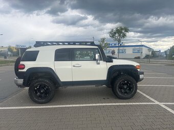 Toyota Fj cruiser 2010 - 4