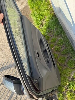 Kia Rio - 4