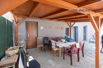 Ponúkame na predaj rekonštr. 3+1izb RD zast.157m2 na spoločn - 4
