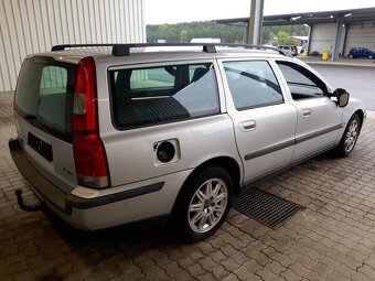 Volvo V70 - 4