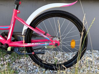 Krásny ružový bicykel CTM | 20” | Ako nový | Košík | Prilba - 4