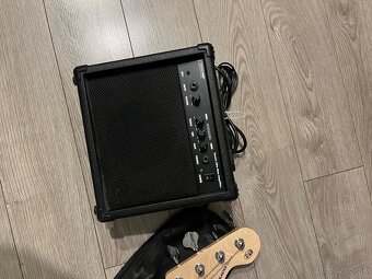 Elektricka Bass gitara - 4