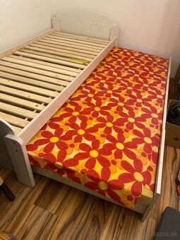 Predám rozťahovaciu posteľ z masívu - 4