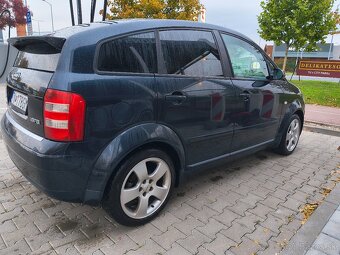 Audi A2 - 4