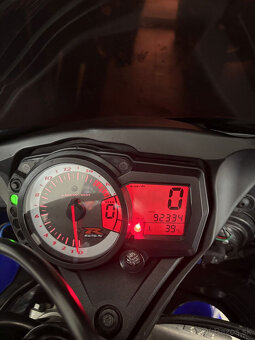 Suzuki GSX-R 750 - 4