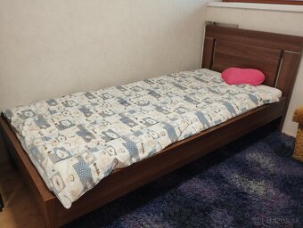 Drevené postele – 2 ks, možnosť rozloženia - 4