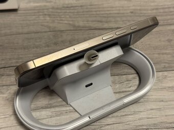 Phone 16 pro TOP STAV - 4