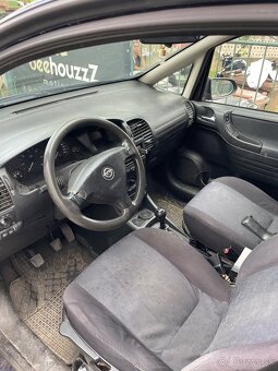 Opel zafira - 4