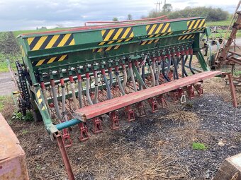 Predám sejačku 3 metrovú - 4