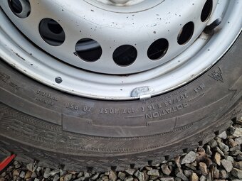 Zim.sada VW T5,T6 16"205/65R16C - 4