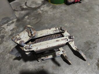 Diely Zetor 3011/4011 - 4