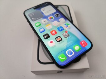 apple iphone 15 128gb Midnight 100% Batéria - 4