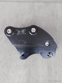 Hydraulický rýchloupinák na bager 5-6 ton - 4