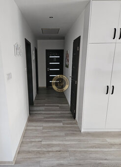 Moderný bungalov v tichej lokalite – komfortné bývanie na do - 4