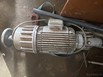 Motor - 4