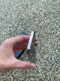 iPhone 12 pro 256GB - baterie 100% - 4