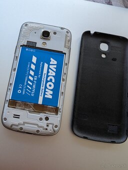 Samsung S4 Mini 8 GB - 4