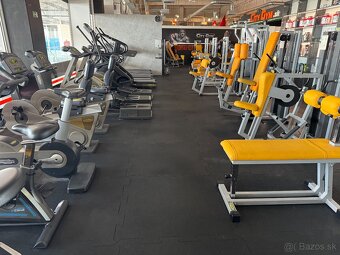Predám komplet fitness vybavenie – Technogym - 4