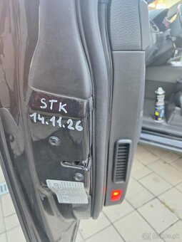 Predám volkswagen touareg - 4