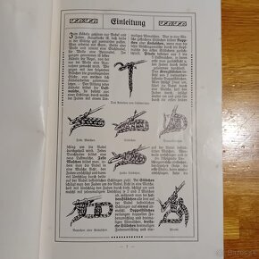 Viac ako 100- ročná kniha vzorov na háčkovanie - 4
