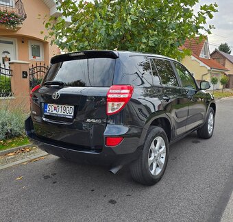Toyota RAV4 2.0 benzín 2WD 9/2011 pôvod SR - 4