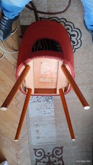 ZLAVA Starožitné drevené čalunené stoličky 1961 - 4