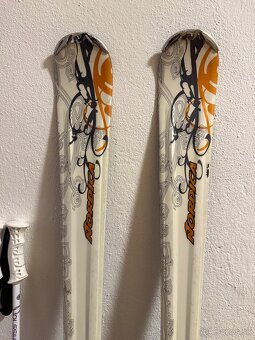 Lyže, lyžiarky, palice - 4