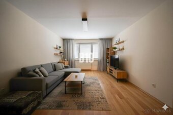 VÝBORNÁ LOKALITA  - 3i byt na TUPOLEVOVEJ ulici s ideálnymi  - 4