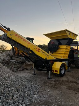 Čeľusťový drvič na stavebný odpad - 4