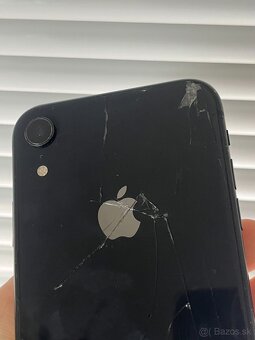 Predám iPhone XR 64GB – rozbitý - 4