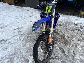 Yamaha YZF 250 - 4