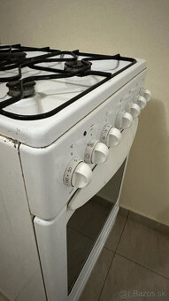 Sporák Mora 2443 - 4