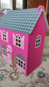 Drevený domček pre bábiky - 4