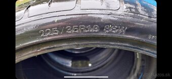 Atlas 225/35 R19 - 4