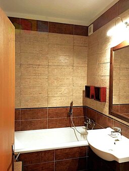 Prenájom: elegantný veľký 1 izb. (51m2) byt vo vyhľadávanej - 4