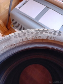 205/45R17 letné pneumatiky Bridgstone - 4