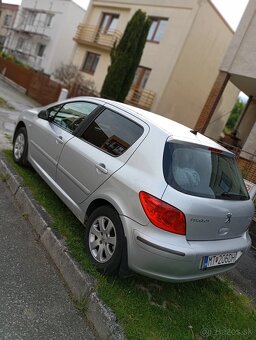 Peugeot 307 benzín - 4