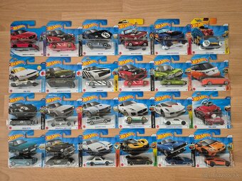 Hot Wheels autíčka mix - 4