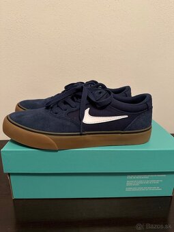 Nike Chron - 4