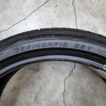 Letné pneumatiky 225/40 R19 FALKEN RSC DOT3621 - 4