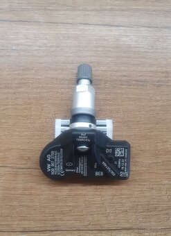 NOVÁ Sada 4ks senzor tlaku pneu TPMS Škoda, VW, Audi r.v.25 - 4