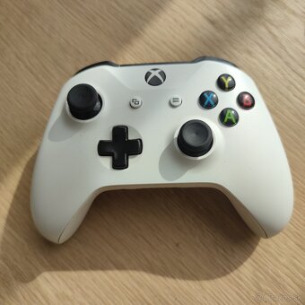Xbox One 500G + Ovládač a Zdroj - 4