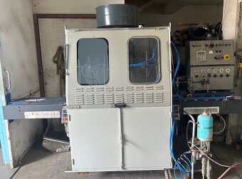 Automatický striekací stroj na farbu CEFLA - 4