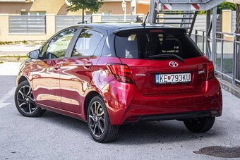 Toyota Yaris 1.33 Dual VVT-i Bi-Tone - 4