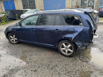 Toyota Avensis T25 - 4