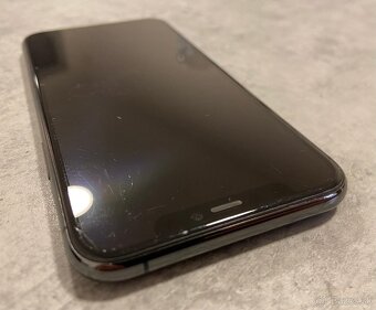 Apple iPhone 11 Pro - 64 GB / Plne funkčný - 4