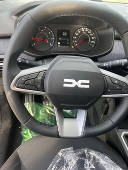 DACIA JOGGER TCe 110 7 MIEST - 4
